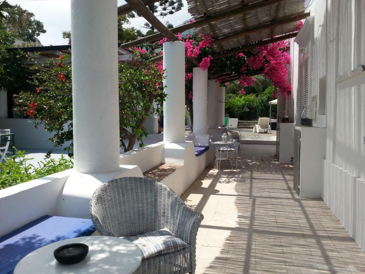 Bed and Breakfast Casa Carlotta Estrómboli Exterior foto